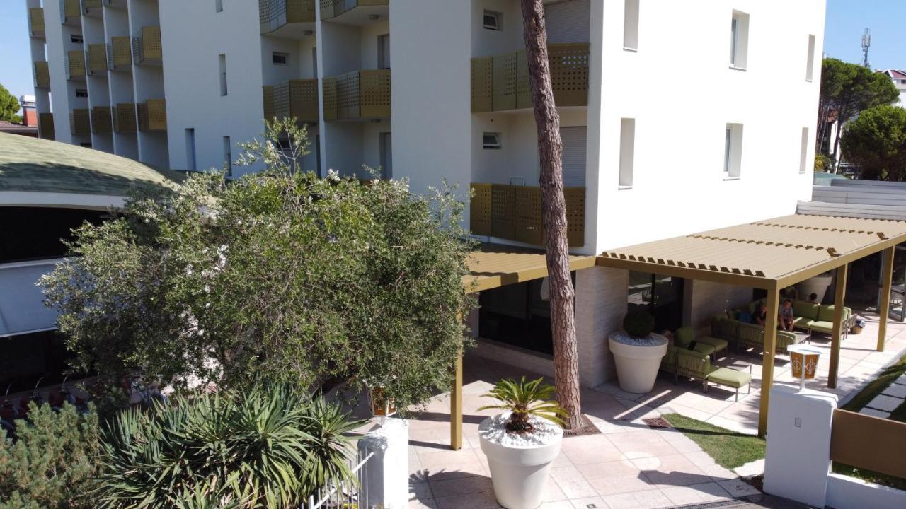 Grand Hotel Esplanada Bibione Exterior foto