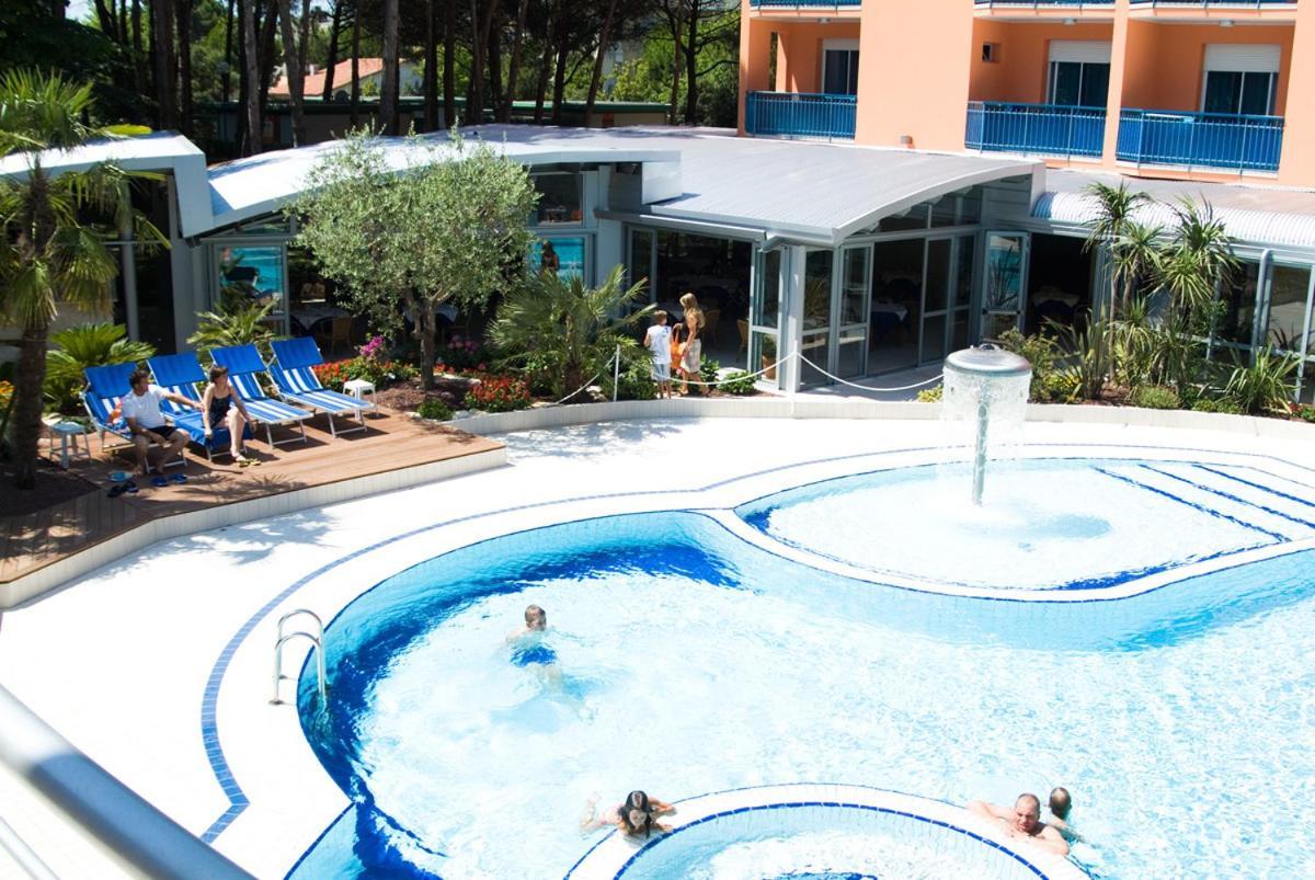 Grand Hotel Esplanada Bibione Exterior foto